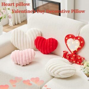 2 个心形抱枕  35%OFF